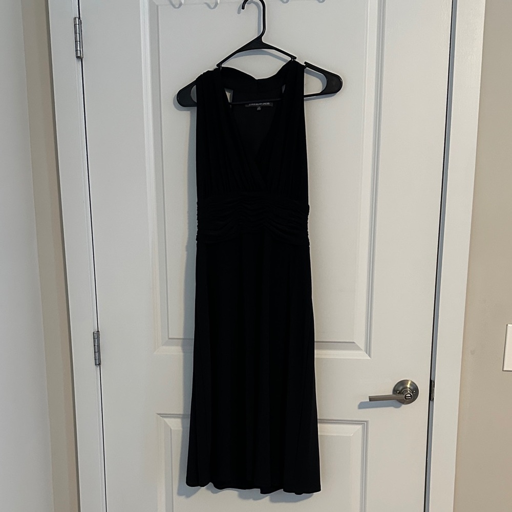 Elegant Black Sleeveless Dress